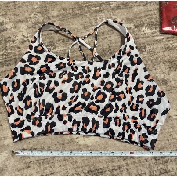 SHEIN Curve Women’s Scoop Neck, Cross Cross Spaghetti Strap Sports Bra - 3XL - Picture 7 of 10